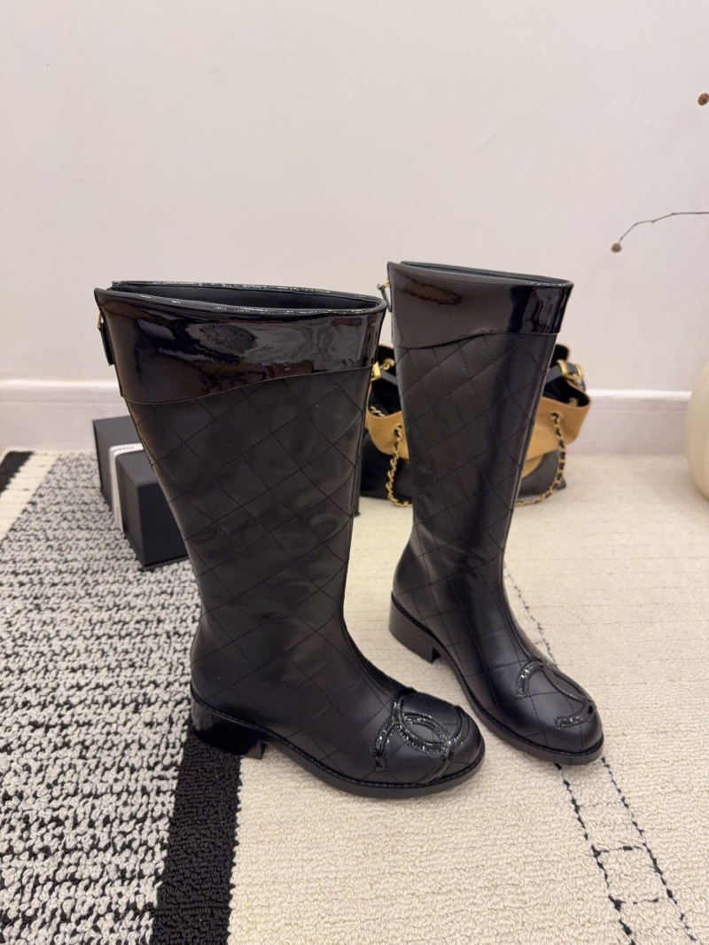 Ch**el boots